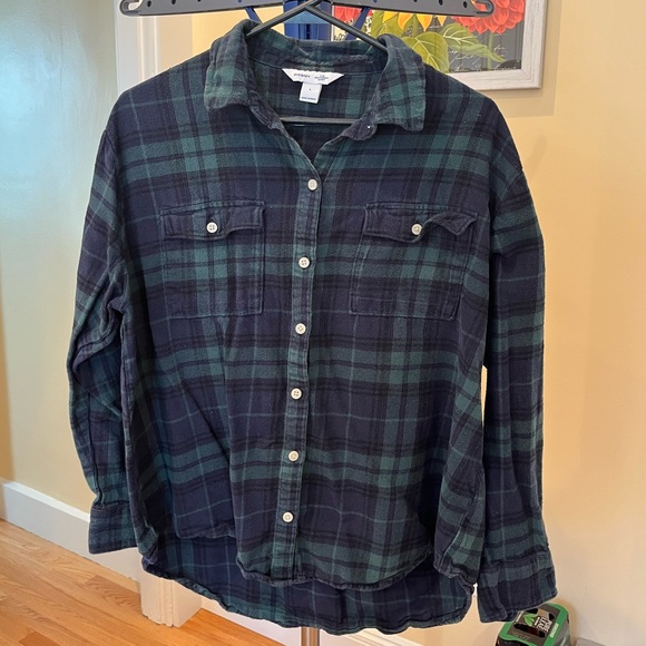 Old Navy Boyfriend flannel shirt - Picture 1 of 2